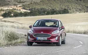 Cars wallpapers Ford Fiesta Titanium 5door - 2017