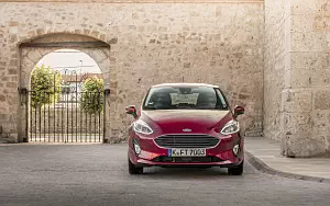 Cars wallpapers Ford Fiesta Titanium 5door - 2017