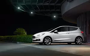 Cars wallpapers Ford Fiesta Vignale 3door - 2017