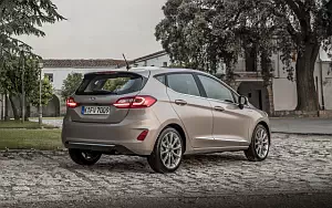 Cars wallpapers Ford Fiesta Vignale 5door - 2017