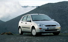 Cars wallpapers Ford Focus Hatchback 5door - 2001