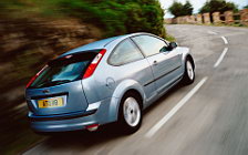 Cars wallpapers Ford Focus Hatchback 3door - 2004