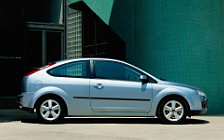 Cars wallpapers Ford Focus Hatchback 3door - 2004