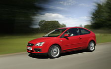 Cars wallpapers Ford Focus Hatchback 3door - 2004