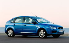 Cars wallpapers Ford Focus Hatchback 5door - 2004