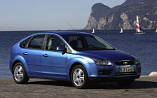 Cars wallpapers Ford Focus Hatchback 5door - 2004