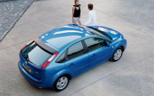 Cars wallpapers Ford Focus Hatchback 5door - 2004