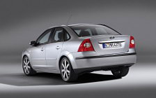 Cars wallpapers Ford Focus Sedan - 2004