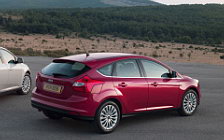 Cars wallpapers Ford Focus Hatchback 5-door - 2011