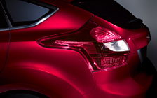 Cars wallpapers Ford Focus Hatchback 5-door - 2011