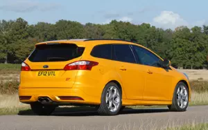 Cars wallpapers Ford Focus ST Wagon UK-spec - 2012