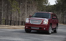 GMC Yukon Denali - 2007