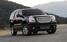 GMC Yukon Denali - 2007