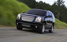 GMC Yukon Denali - 2007