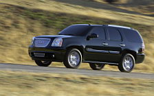 GMC Yukon Denali - 2007