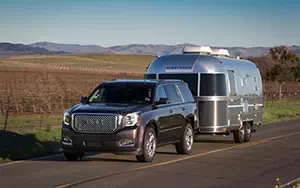 Cars wallpapers GMC Yukon Denali - 2014