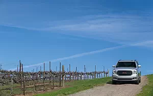 Cars wallpapers GMC Yukon SLT - 2014