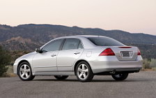 Cars wallpapers Honda Accord EX-L - 2006