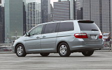 Cars wallpapers Honda Odyssey EX - 2005