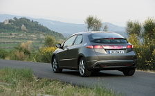 Cars wallpapers Honda Civic 5door - 2006