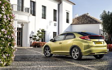Cars wallpapers Honda Civic 5door - 2012