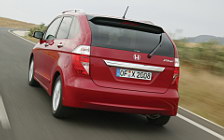 Cars wallpapers Honda FR-V - 2004