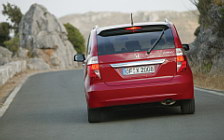 Cars wallpapers Honda FR-V - 2004