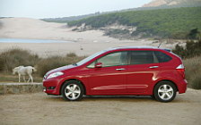 Cars wallpapers Honda FR-V - 2004