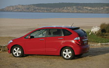 Cars wallpapers Honda FR-V - 2004