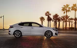 Cars wallpapers Hyundai i30 Fastback - 2018