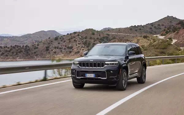 Cars wallpapers Jeep Grand Cherokee Overland 4xe EU-spec - 2022