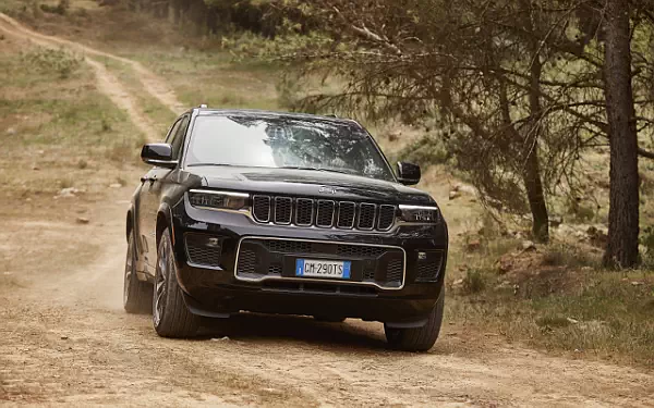 Cars wallpapers Jeep Grand Cherokee Overland 4xe EU-spec - 2022