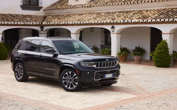 Cars wallpapers Jeep Grand Cherokee Overland 4xe EU-spec - 2022