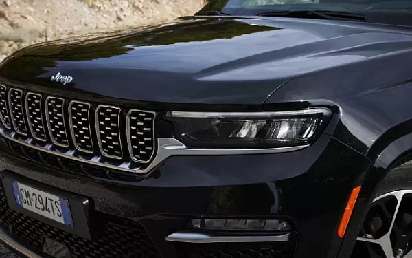 Cars wallpapers Jeep Grand Cherokee Overland 4xe EU-spec - 2022