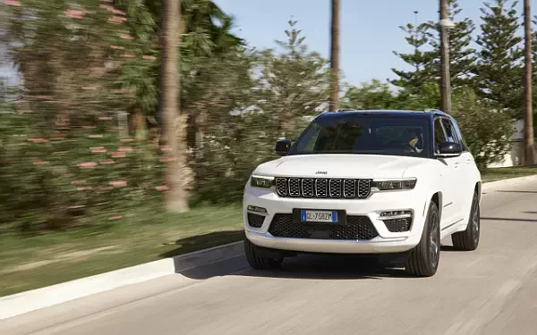 Cars wallpapers Jeep Grand Cherokee Summit Reserve 4xe EU-spec - 2023