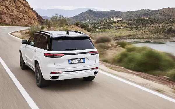 Cars wallpapers Jeep Grand Cherokee Summit Reserve 4xe EU-spec - 2023
