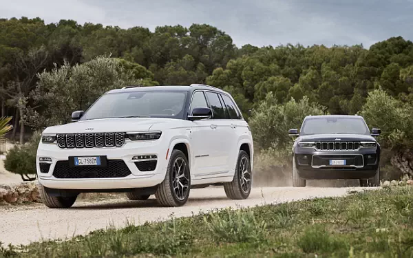 Cars wallpapers Jeep Grand Cherokee Summit Reserve 4xe EU-spec - 2023