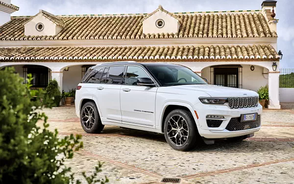 Cars wallpapers Jeep Grand Cherokee Summit Reserve 4xe EU-spec - 2023