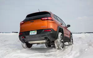 Cars wallpapers Jeep Cherokee Trailhawk - 2015