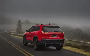 Cars wallpapers Jeep Cherokee Trailhawk - 2018