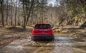 Cars wallpapers Jeep Cherokee Trailhawk - 2018