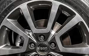 Cars wallpapers Jeep Compass Limited - 2013
