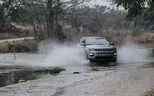 Cars wallpapers Jeep Compass Latitude - 2017