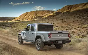 Cars wallpapers Jeep Gladiator Overland - 2019