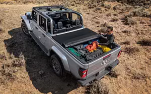 Cars wallpapers Jeep Gladiator Overland - 2019