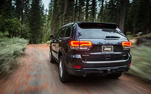 Cars wallpapers Jeep Grand Cherokee Limited - 2013