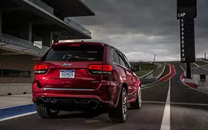 Cars wallpapers Jeep Grand Cherokee SRT - 2013