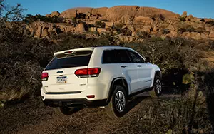 Cars wallpapers Jeep Grand Cherokee Limited - 2014