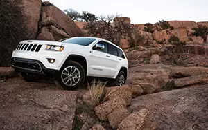 Cars wallpapers Jeep Grand Cherokee Limited - 2014