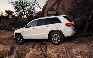 Cars wallpapers Jeep Grand Cherokee Limited - 2014